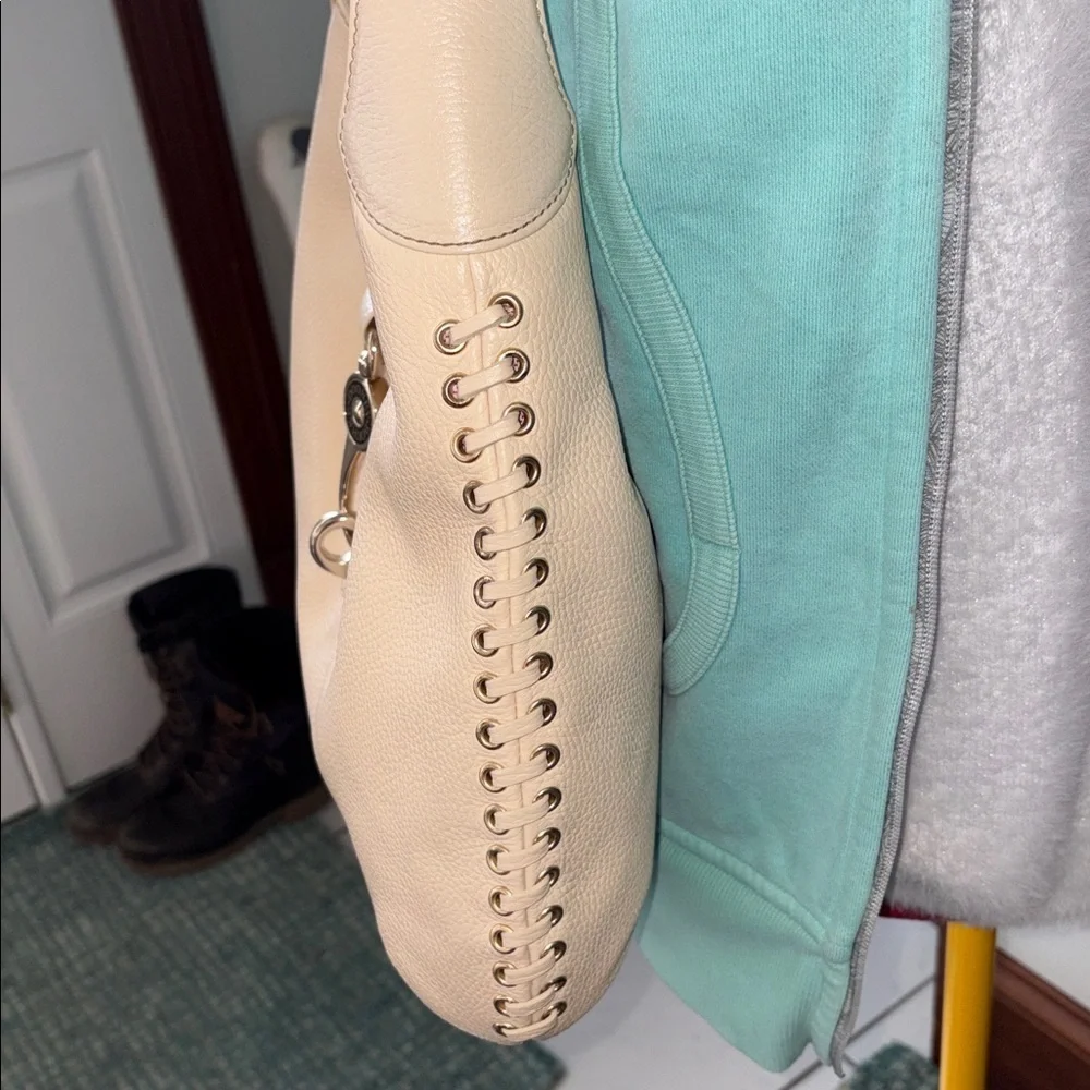 Dooney & Bourke Vintage Shoulder Bag pebbled leather Cream/gold tone lace up